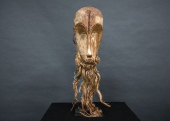 The rare African mask at the center of a fierce multimillion-dollar legal battle