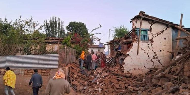 Deadly quake strikes Nepal, toppling homes and killing at least 129 people