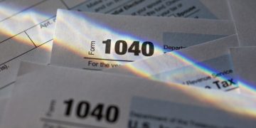 IRS announces new income tax brackets for 2024