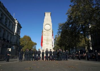 300,000 join pro-Palestinian rally in London as scores of counter-protesters arrested