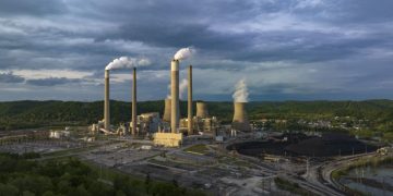 US and China pledge to resume climate working group, ramp up renewables ahead of Biden-Xi summit