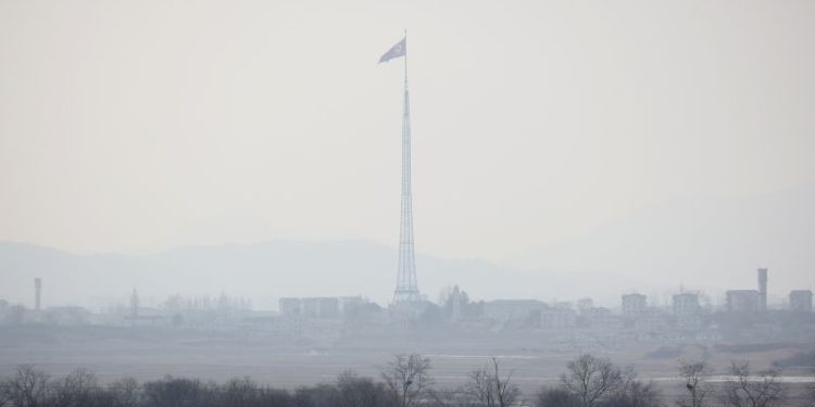 North Korea to deploy ‘new’ weapons on border with South Korea