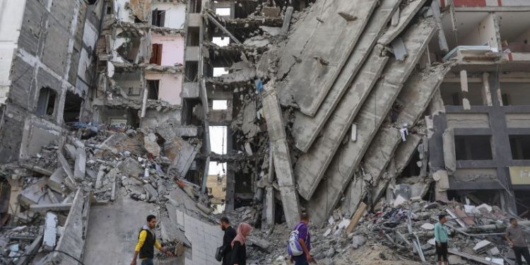 Deal reached to extend Israel-Hamas truce by two days, Qatar says