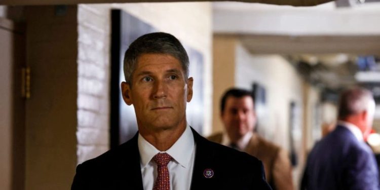 GOP lawmaker to introduce bill to prevent International Monetary Fund from giving cash to adversaries