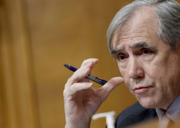 Second senator calls for Israel-Hamas cease-fire