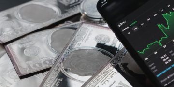 Could the Silver Price Really Hit US$100 per Ounce? (Updated 2023)