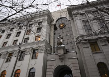 Russia’s top court bans ‘international LGBTQ movement’