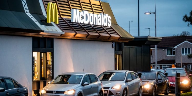 McDonald’s aims to open nearly 9,000 restaurants, add 100 million loyalty members by 2027