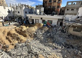 Doctors accuse Israeli troops of desecrating bodies and shooting civilians at hospital Israel says was Hamas ‘command center’