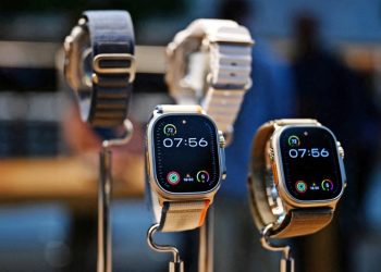 Apple Watch ban halted by appeals court