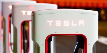 Tech 5: Tesla Experiences Largest Recall to Date, Ledger Targeted in Cyber Attack
