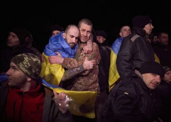 Ukraine and Russia carry out largest prisoner exchange since beginning of the war