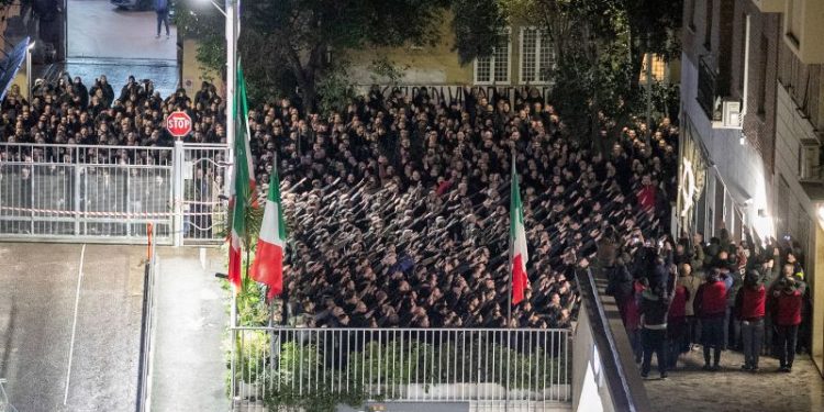 Fascist salute legal at rallies unless it threatens public order, says Italy’s high court