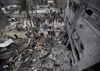 Corpses on streets amid scenes of ‘utter horror’ in Gaza, UN official says