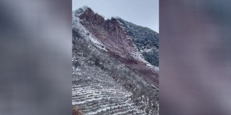 At least 8 dead after landslide buries dozens in southwest China in freezing winter temperatures