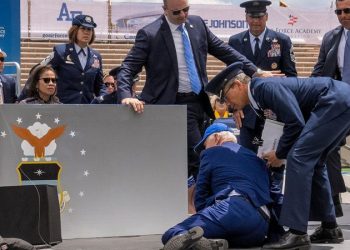 Disastrous polls prove Democrats need a backup plan for 2024