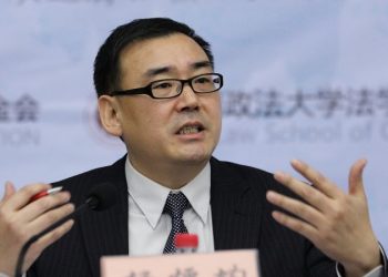 China hands Australian writer a suspended death penalty in a move Canberra condemns