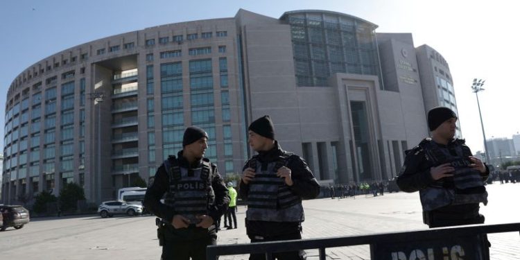 Attackers killed during assault on main courthouse in Istanbul