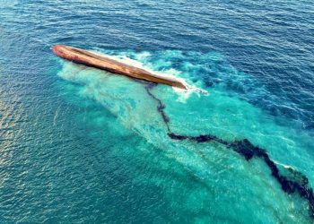 Mysterious oil spill sparks national emergency in Trinidad and Tobago