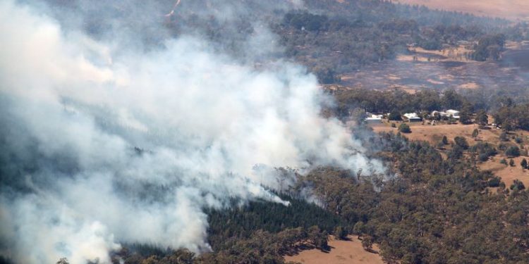 Australian state orders 30,000 people to evacuate due to ‘catastrophic’ fire risk