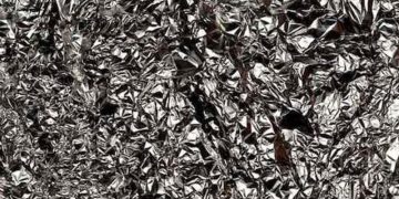 How to Invest in Aluminum (Updated 2024)