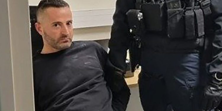 Italian mafia boss who escaped prison by tying bed sheets together arrested during romantic dinner in France