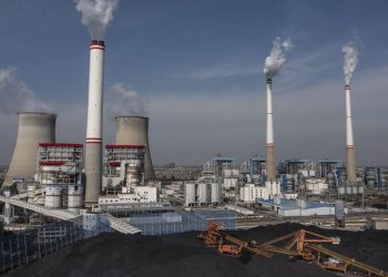 China, the world’s biggest polluter, at risk of missing climate targets, new report finds