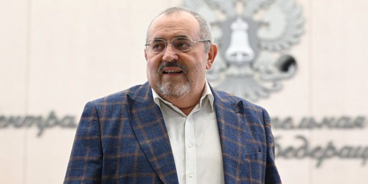 Russian anti-war election candidate barred from running against Putin