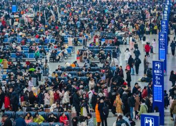 China gears up to ring in Year of the Dragon with expected record 9 billion trips