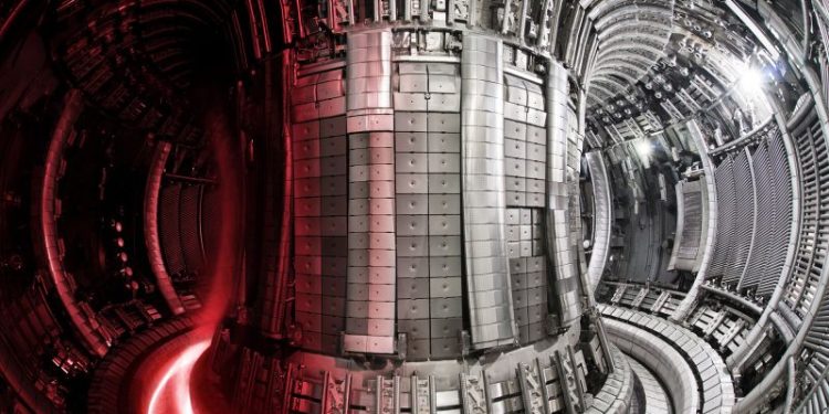 Scientists just set a nuclear fusion record in a step toward unleashing the limitless, clean energy source