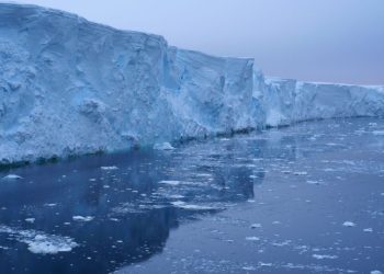 The ‘Doomsday Glacier’ is rapidly melting. Scientists now have evidence for when it started and why