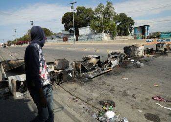 Haiti extends state of emergency as intruders break into key port terminal