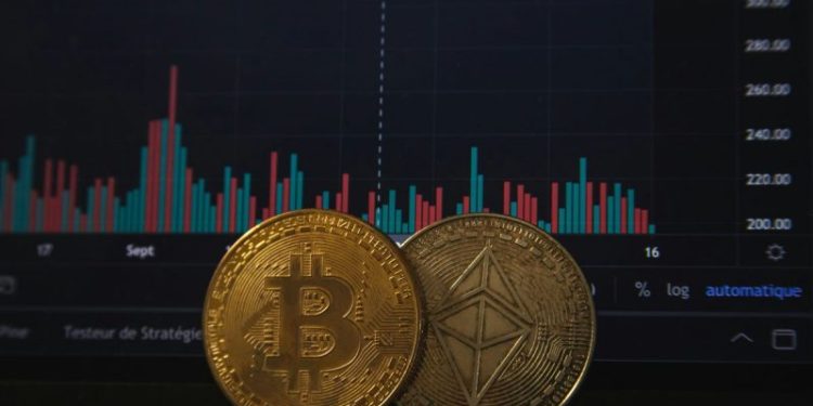 Bitcoin Price Reaches New Record High, Then Pulls Back