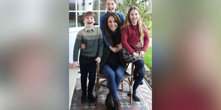 News agencies recall image of Catherine, Princess of Wales