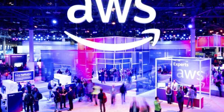 Amazon owes $525 million in cloud-storage patent fight, U.S. jury says