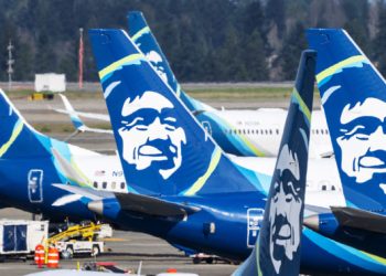 FAA lifts temporary groundstop of Alaska Airlines flights after technical issue is resolved