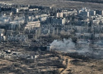 Russian assault piles pressure on fragile Ukrainian defensive line in the east