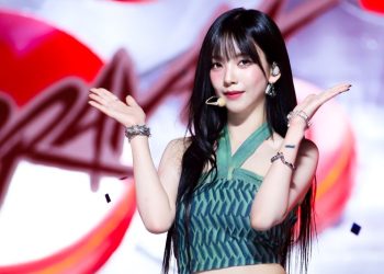 K-pop star ends relationship weeks after it sparked a fan backlash