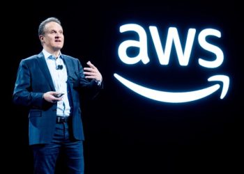 Amazon Web Services CEO Adam Selipsky to step down