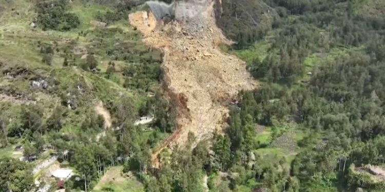 More than 670 people feared dead after Papua New Guinea landslide, UN says