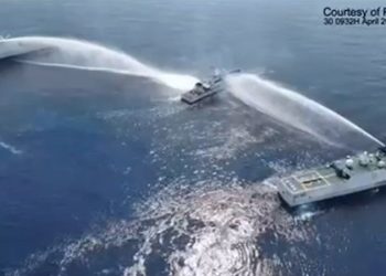 Chinese water cannon damages ship in new South China Sea flare-up, Philippines says