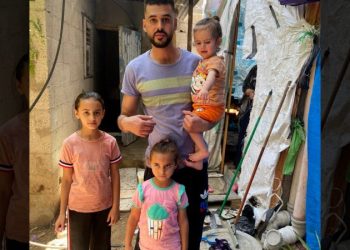Badly burned and no escape: Girl, 9, among thousands of critical patients stuck in Gaza