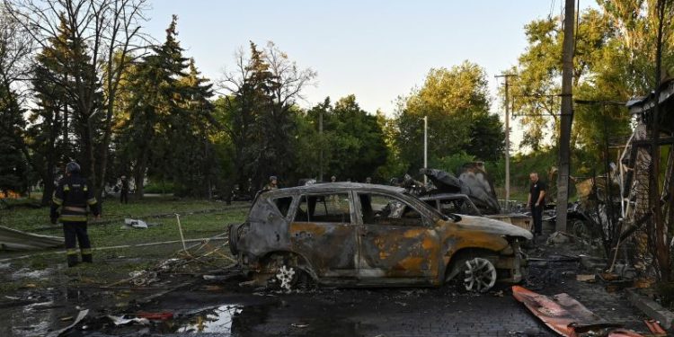 Zelensky issues fresh weapons plea after 7 killed in Russian attack on Zaporizhzhia region