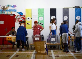 French voters head to polls for crucial second round of snap parliamentary election