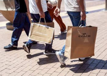 Employers added 206,000 jobs in June, as sturdy labor market gradually cools