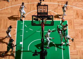 Warner Bros. Discovery sues NBA to secure media rights awarded to Amazon