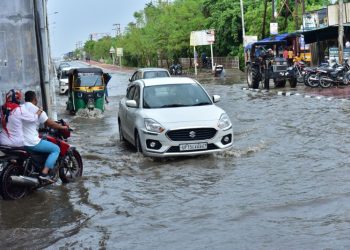 Delhi suffers extreme weather whiplash as heat waves give way to record rain and deadly flash floods