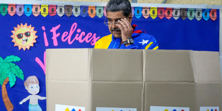 Venezuelan President Nicolas Maduro wins re-election, as opposition disputes results