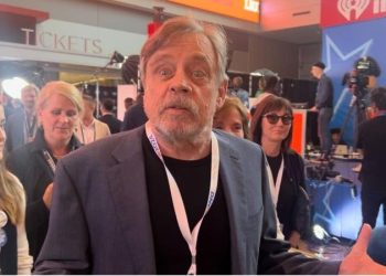 ‘Star Wars’ actor Mark Hamill weighs in on Kamala Harris’ chances of victory