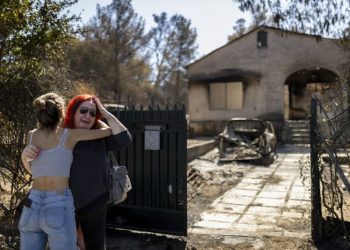 ‘The fire moved faster than the cars:’ Residents in Athens suburbs return to find homes wrecked by deadly wildfires